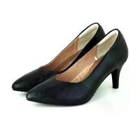 ราคา Pierre Cardin รองเท้าผู้หญิง รองเท้าส้นสูง รองเท้าส้นสูงทรง Pump นุ่มสบาย ผลิตจากหนังแท้ รุ่น 34KD174 (1731292488615626591)