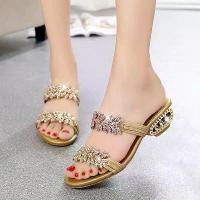 ราคา รองเท้าแตะแฟชั่นสตรี, ส้นก้อนเมฆ, ส้นกลาง, เปิดนิ้วเท้า, รองเท้าแตะขนาดใหญ่, ประดับพลอยเทียม, ใหม่ในปี 2568 (1731927868350236971)