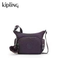 ราคา กระเป๋าสะพายข้างมินิ Kipling Gabbie สีทับทิมที่ดีที่สุด (1731447113797633386)