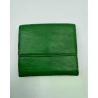 ราคา (Second-hand) LOUIS VUITTON LV green EPI water ripple antique wallet antique bag vintage (สีเขียวซีด-ตำหนิการใช้งาน) (1731084251336969214)