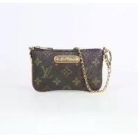 ราคา (Second-hand) LV Pochette Milla Pouch ( used like new ) (1731111878074731518)