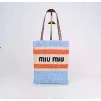 ราคา (Second-hand) MIU MIU Crochet tote Bag Tan-Light Blue ( unused ) (1731111610629131262)