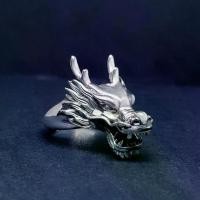 ราคา แหวนมังกรเงินแท้ Massive01: The Dragon (1732266951311788112)