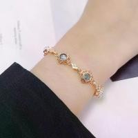 ราคา ส่งฟรี สร้อยข้อมือเพชรซีกดอกไม้ล้อมชั้นเดียว(นาค) เครื่องประดับไทย พูนทรัพย์ มีใบรับประกัน หรูหรา ทันสมัย สง่า HD173H000P (1729673275969866706)