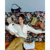 ราคา Labella - Taco กระเป๋าสะพาย 9 สี (1732650017916421290)