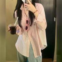 ราคา เสื้อเชิ้ตผู้หญิง แฟชั่น แบบลายทางแขนยาวสีชมพูน่ารัก กันแดด สไตล์เกาหลี 2สี (1732669641397274567)