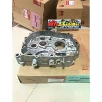 ราคา แคร้งกลางข้างขวา Wave125iปลาวาฬทุกรุ่น/Wave125iLEDปี2019-2021แท้ศูนย์ 11100-KYZ-900 ชุด สี หลีด 125 ปี 2025 (1732031419436402456)