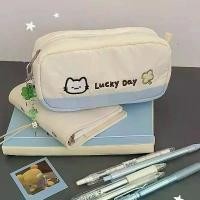 ราคา กล่องดินสอแมวเหมียว ดีไซน์โคลเวอร์สี่แฉกน่ารัก กระเป๋าดินสอซิปความจุขนาดใหญ่การ์ตูน เหมาะสำหรับนักเรียน กระเป๋าเก็บเครื่องเขียน อุปกรณ์การเรียน (1732490774815605834)