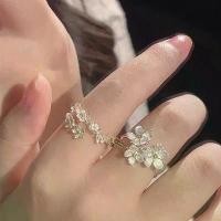 ราคา แหวนคู่แฟนดอกคามิเลีย ดีไซน์เฉพาะ หรูหราและเรียบง่าย สง่างาม แหวนเปิดปรับระดับได้ เหมาะสำหรับสาวๆและคู่รัก บาน ดอกไม้ marquise cut แหวน เอน แหวน แหวน หลวงพ่อเดิม gantungan (1731679780842605278)