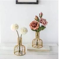 ราคา (พร้อมส่ง) แจกันเหล็กดัด แจกันสไตล์นอร์ดิก แจกันทรงคอขวดเหล้า สวยหรู ส่งไว แจกัน ไอ เปลี่ยน (1729647578759990252)