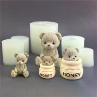 ราคา แม่พิมพ์ตุ๊กตาหมี 3D กระป๋องน้ำผึ้งซิลิโคน ตกแต่งเค้กหมี ช็อคโกแลต อบเค้ก เทียนหอม แม่พิมพ์หยดปูนปลาสเตอร์ (1730115292633335937)