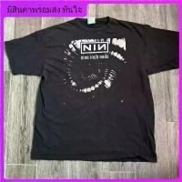 ราคา ทันอากาศ เสื้อยืดแขนสั้นพิมพ์ลายวง Nine Inch Nails สไตล์วินเทจยุค 90 สีดำ สำหรับผู้ชายและผู้หญิง เสื้อยืดผ้าฝ้ายแขนสั้นสำหรับฤดูร้อนlcmpxfyodpshirt man (1732502940350973799)