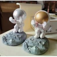 ราคา ที่วางมือถือ เรซิ่น ที่วางโทรศัพท์ โมเดลมนุษย์อวกาศ โมเดลนักบินอวกาศ ของแต่งบ้าน โมเดลแต่งบ้าน (1729606563123006019)