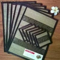 ราคา แผ่นรองจาน รองแก้วน้ำ ที่รองจาน ที่รองแก้ว แบบ 6 ที่ ทำจากเสื่อกก ทำความสะอาดได้ ของแต่งบ้าน ราคาถูก (1732115872212157982)