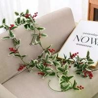 ราคา 2 ม. เบอร์รี่สีแดง เถาวัลย์ปลอม พืชปลอม, ใบไม้สีเขียว เหมาะสำหรับตกแต่งต้นคริสต์มาส DIY, ตกแต่งประตูและหน้าต่าง ของแต่งบ้าน (1731265015503620208)