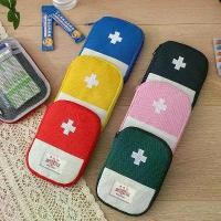 ราคา ชุดปฐมพยาบาลแบบพกพาขนาดเล็ก, 5 สี (ดำ, น้ำเงิน, แดง, ส้ม, เขียว), กล่องเก็บกระเป๋ายา, เหมาะสำหรับการตั้งแคมป์กลางแจ้ง, กระเป๋าชีวิต, org ยา (1732424776704100271)