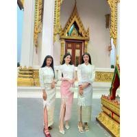 ราคา F39เสื้อคอจีนแขนยาวแต่งปลายแขนผ้าผ้าถุงสำเร็จแหวกหน้าติดโบว์แบบเย็บติดงานซิบซ่อน ผ้าทอลายทั้งผืนอัดกาวทั้งตัว#ชุดไทยประยุกต์#ชุดไทย (1730199547412187626)