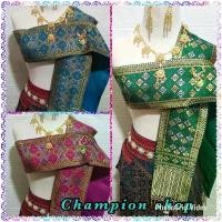 ราคา สไบสวยๆ ราคาผืนละ 139฿เท่านั้น ขนาด กว้าง 13-14 cm. ยาว 2 เมตร สวยทุกลาย ขนาดกว้าง13- 14 ซ.ม. ยาว 2 ม. เเบบมีชายผ้าระบายเล็กหรือชายลูกปัด ราคาผืนละ 119.- เท่านั้น #สไบลาว #ผ้ (1729755939901049628)