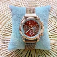 ราคา นาฬิกาแบรนด์ Geneva แบรนด์แท้ 100% สายแม่เหล็กอย่างดี สายปรับไ้ด้ตามขนาดข้อมือ นาฬิกาควอทซ์ นาฬิกาแฟชั่น นาฬิกาผู้หญิง ระบบอนาล๊อค เครื่องประดับผู้หญิง (1730095470751091360)