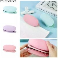 ราคา เครื่องมือเจาะรู, แบบพกพา, พร้อมมาตราส่วน, ที่เจาะกระดาษ 2 รู, รูคู่, การเข้าเล่มด้วยตนเอง, การเข้าเล่มแบบใบไม้หลวม, เหมาะสำหรับสำนักงานและ DIY, พร้อมเจาะกระดาษ (1732152900226221879)