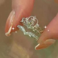 ราคา ชุดแหวนเพชรประดับมงกุฎ เจ้าหญิง ขายดี แหวนแต่งงาน แหวนเปิด สไตล์ Ins ชุด 2 ชิ้น แหวนนิ้วชี้เรียบง่าย (1731423386733807827)