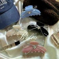 ราคา [ส่งไว!] กิ๊บติดผม กิ๊บโบว์ ริบบิ้น โบว์เงิน แต่งเพชร ติดแกลม สำหรับคนผมยาว รุ่น Bella สินค้าแนะนำ (1731865208078238892)