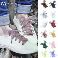 ราคา เชือกผูกรองเท้า ผ้าซาติน ไหมแบน 1 คู่ เหมาะสำหรับรองเท้ากีฬา ริบบิ้น รองเท้าผ้าใบ เชือกผูกรองเท้า (1730671604933822575)