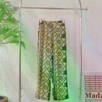 ราคา Lawyer Closet | [5231247 / 5231247-1] กางเกงลายช้าง กับ กางเกงลายป่าไม้ เอวสม็อคหลังยืดได้ เนื้อผ้าไม่ยืด ใส่ทำงาน ใส่ไปงานสำคัญได้สบาย สินค้ามี 3 สี ดำ/น้ำตาล/ฟ้า | จัดส่งไว คุณภาพดี ใส่สบาย (1730963