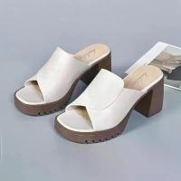 ราคา สไตล์แฟชั่นรองเท้าส้นสูง รองเท้าเปิดส้น รองเท้าแตะผู้หญิงสูง3.15นิ้ว สีดำ/ครีม รองเท้านุ่มดี ใส่สบาย ขายร้อน (1732678198772401863)