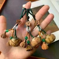 ราคา กระถางธูปดอกบัว, พวงกุญแจ, กวางเรืองแสง, จี้รถการเดินทางที่ปลอดภัย, พุทธบารมีกระเป๋าเงิน, เครื่องประดับโซ่โทรศัพท์ พระ เครื่อง หลวง พ่อ แพวัด พิกุล ทอง หิ้ง เหรียญ เจริญ พร ฐาน ป (1732288127107499499)
