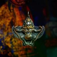 ราคา พระพุทธรูป พระพุทธรูป นกปีกทอง แดปัง จี้ธังกัง จี้ห้อย จี้วิหารถือ เครื่องประดับเทวรูป สไตล์ทิเบต เหรียญ เศรษฐี สมปรารถนา พญาครุฑ เหล็กไหล 7 สี (1732441407445697880)