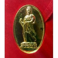 ราคา เหรียญ เจ้าแม่กวนอิม รังษีธรรมสถาน รุ่น๑ โรงเจบ้านสุด สุพรรณบุรี ปี 2548 กะไหล่ทองพร้อมกล่อง (1732136177717708396)