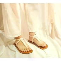 ราคา Leather Sandals Women รองเท้าแตะ รองเท้าสีครีม รองเท้ารัดส้นไปทะเล รองเท้าหนังผู้หญิง วินเทจ รองเท้าหนังลำลอง COD (1732618725233755208)