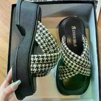 ราคา รองเท้าแตะส้นสูงแพลตฟอร์ม, พื้นหนา, สำหรับผู้หญิง, ฤดูร้อน 2023 มาใหม่, สไตล์ฝรั่งเศส, รองเท้าแตะลำลอง ส้นเตารีด หนีบ แฟชั่น เเตะ ส้นสูง มินิมอล สไตล์เกาหลี ทรงเอ ห (1732168085589886926)