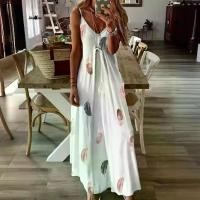 ราคา เดรสสายสปาเก็ตตี้ สำหรับผู้หญิง ลำลอง ฤดูร้อน พิมพ์ลายขนนก คอวี แขนกุด เหมาะสำหรับงานปาร์ตี้ วันหยุด ค็อกเทล สตรีท (1732180592656877084)