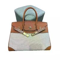 ราคา กระเป๋าผ้าแคนวาส สำหรับผู้หญิง หนังวัวชั้นบนสุด กระเป๋าพลาตตินั่ม บล็อคสี กระเป๋าสะพายไหล่เดียว กระเป๋าสะพายข้าง แฟชั่น ลำลอง อเนกประสงค์ ผ้า ปิด หน้า ตกปลา กระสอบ รองเท้า ถุง รองเท้า (173269312395198