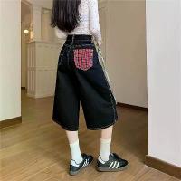 ราคา กางเกงยีนส์ขาสั้นผู้หญิง สไตล์อเมริกันเรโทร ดีไซน์ลายสก๊อตสีดำและสีแดงเย็บปะติดปะต่อกัน เอวสูง ทรงหลวม ขากว้าง กางเกงกลาง เหมาะสำหรับฤดูร้อน เกงยีนส์ สี สนิม เข้ม เอว สูง สาม ส่ว (1731747413059798133)