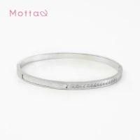 ราคา Motta Stainless Bangle กำไลข้อมือสแตนเลส เพชรเรียบหรู คําแนะนําการขายที่ร้อนแรงในเดือนนี้ หิน มงคล นํา โชค ตา แมว ทองงาน แต่ง (1732405886587995908)