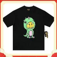 ราคา เสื้อยืด Drew House พิมพ์ลายการ์ตูน โลโก้ สีดำ สำหรับผู้ชายและผู้หญิง ทรงหลวม แขนสั้น ซื้อ 1 แถม 1 โปรโมชั่นฟรี option วัยรุ่น อภิชาติ ฟาร์ม ไก่ ไข่ ไเสื้อ เสื้อ option opt (1732359845620647730)