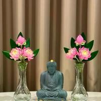 ราคา ดอกบัวหลวง 3 ดอก งานปั้นมือ สีชมพู แต่งห้อง/โรงแรม/ค่าเฟ่/ออฟฟิศ เส้นด้าย + พลาสติก (1730374725575870595)