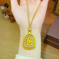 ราคา จี้พระพุทธรูป, เพชร ฝังแบบดั้งเดิม หมุนได้, ดวงอาทิตย์ใหญ่, พระพุทธรูป, พระเครื่อง, จี้สร้อยคอ, ทองแดงชุบทอง, จี้พระพุทธรูปโชคลาภ (1732346477464225672)