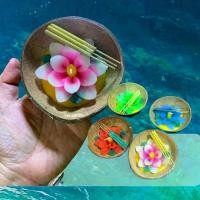 ราคา 15พฤศจิกา วันลอยกระทง กระทงกะลา เทียนดอกไม้ + ธูป ปลอดภัยต่อสิ่งแวดล้อม กระทงกะลา ลอยกระทง (1729550992499640836)