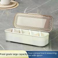 ราคา กล่องใส่เครื่องปรุง โถใส่เครื่องปรุง พร้อมชุดช้อน สำหรับห้องครัวและของใช้ในครัวเรือน โถใส่เครื่องปรุงสี่กริด โถและกระป๋องเกลือ เครื่องปรุงรส กระปุก ใส่ โทนเนอร์ แผ่น (1732633097069889339)