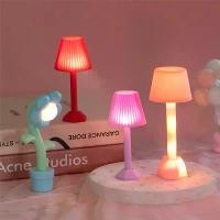 ราคา โคมไฟตั้งพื้น LED, โคมไฟจิ๋วบ้านตุ๊กตา, โคมไฟตั้งโต๊ะขนาดเล็ก, ไฟบ้าน, โมเดล, ของตกแต่ง, อุปกรณ์บ้านตุ๊กตา (1730276403440880309)