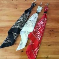 ราคา ผ้าพันคอสี่เหลี่ยมเล็ก เม็ดมะม่วงหิมพานต์ หมวกฮิปฮอป หมุดย้ำ โซ่กางเกง ฮิปฮอป ดอกไม้ ผู้พิทักษ์ ผ้าพันคอสี่เหลี่ยม โซ่กางเกงอุตสาหกรรม เอวห้อย ปี 2025 (1732347023293712181)