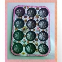 ราคา CODถาดหลุมอบขนม แม่พิมพ์อบขนม ถาดอบขนมสี่เหลี่ยม ก้นหลุมรูปดอกไม้ 12 หลุม ถ้วยคัพเค้ก อุปกรณ์เบเกอรี่ ถาดเคลือบเทฟล่อน ขนาดกว้าง 26.5ซม.xยาว 35ซม. ขนาดหลุมกว้าง 6.5ซม. ลึก 2.2 ซม (1732032329687467758)