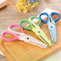 ราคา กรรไกรการ์ตูน, กรรไกรขนาดเล็ก, งานฝีมือสำหรับเด็ก, ตัดกระดาษ, หัวกลมปลอดภัย, เหมาะสำหรับนักเรียน, กรรไกรตัดกระดาษ, ปี 2025 (1732640708093904229)