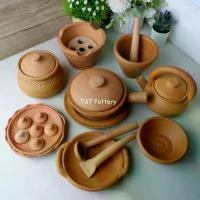 ราคา เวลาพิเศษ (ชุดใหม่) ของเล่นเด็กดินเผา ครัวเด็ก หม้ออบ กาน้ำ ถ้วย จาน ช้อน ครบชุด 11 รายการTikTok (1731349625994642596)