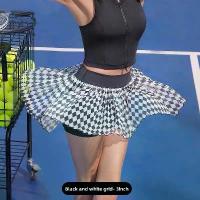 ราคา กระโปรงกีฬาเทนนิสสำหรับผู้หญิง สวมใส่สบาย แห้งเร็ว เหมาะสำหรับฟิตเนส กอล์ฟ เทนนิส กระโปรงกีฬาแบบทรงเอ สีดำและสีขาว ขนาดกริด 3 นิ้ว (1733072641363313842)