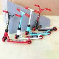 ราคา สกู๊ตเตอร์นิ้ว พร้อมสกู๊ตเตอร์มินิ เครื่องมือสำหรับจัดฟันและเล่น สกู๊ตเตอร์ จักรยาน ขา ไถ เด็ก โต 12 ปี รถ ของ เล่น นั่ง ได้ bike ม้า ยาง เด้งดึ๋ง อุปกรณ์ รถขาไถ ไฟฟ้า ตักดิน wan (1732627352343119810)